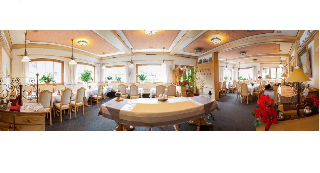 Hotel Pfrontener Hof Bagian luar foto